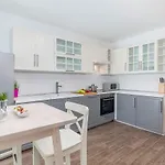 Polion Valbandon Holiday home *