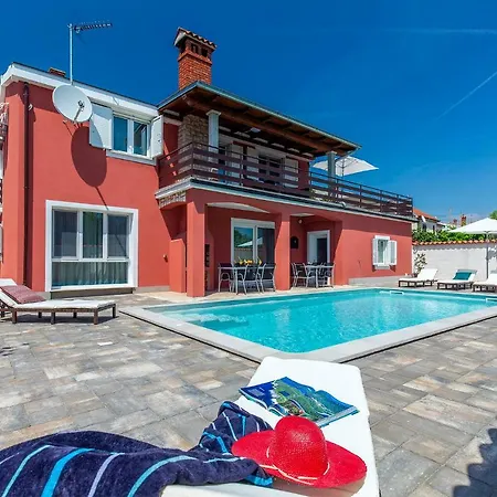 Polion Valbandon Holiday home